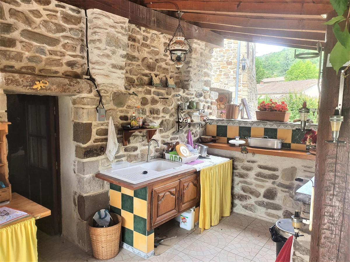 Mes Maisons Gardoises, Two Gites Sleeping 13 With Two Private Pools, Kids Room, Laundry, Disco, Free Wifi, Linen And Dog'S Are Welcome Gagnieres Экстерьер фото