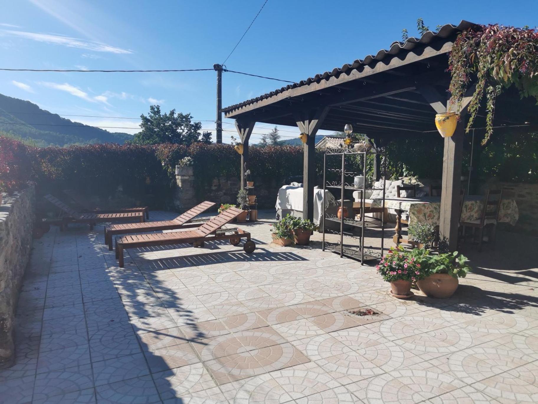 Mes Maisons Gardoises, Two Gites Sleeping 13 With Two Private Pools, Kids Room, Laundry, Disco, Free Wifi, Linen And Dog'S Are Welcome Gagnieres Экстерьер фото